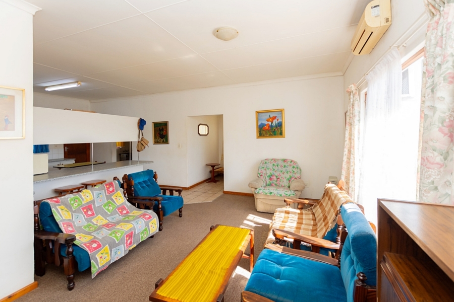 2 Bedroom Property for Sale in Laaiplek Western Cape